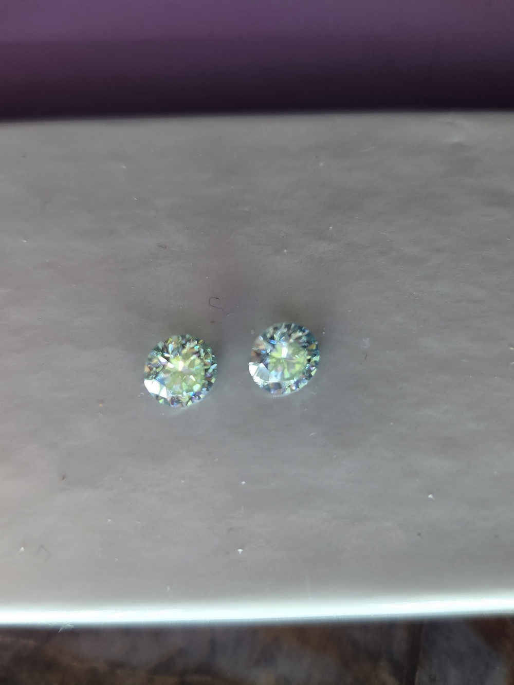 Round Cut Moissanite 1.0 Ct Light Blue-Green Lose Stone 6.5mm